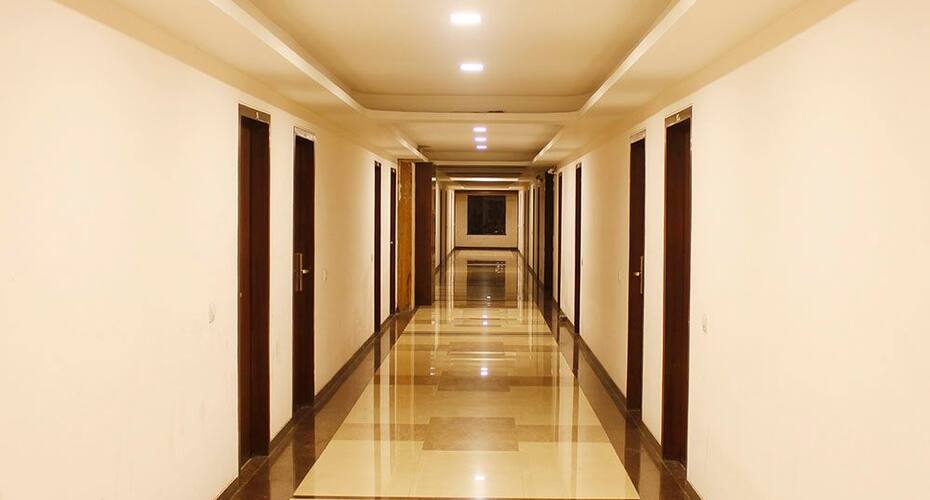 The Jhora Magra Hotel, Mount Abu 4